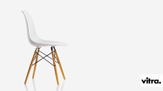 Vitra_Eames_Plastic_Side_Chair_DSW