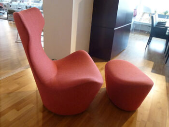 B&B Italia Sessel Grande Papilio rot mit Hocker