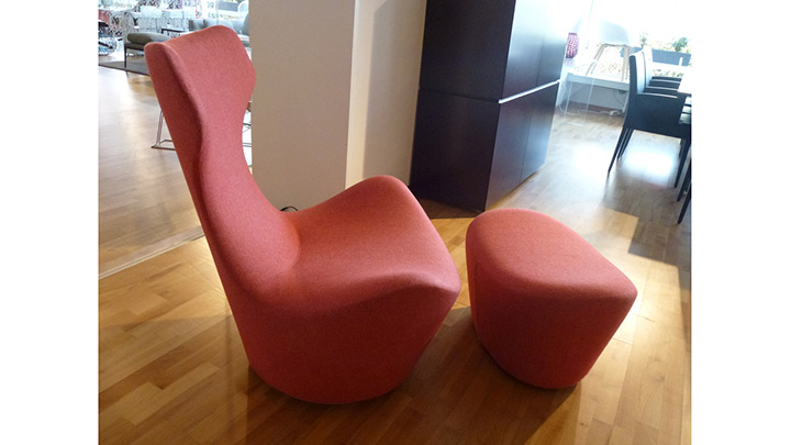 B&B Italia Sessel Grande Papilio rot mit Hocker