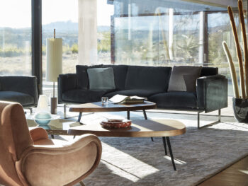 Cassina Sofa 8 von Piero Lissoni in samt grau
