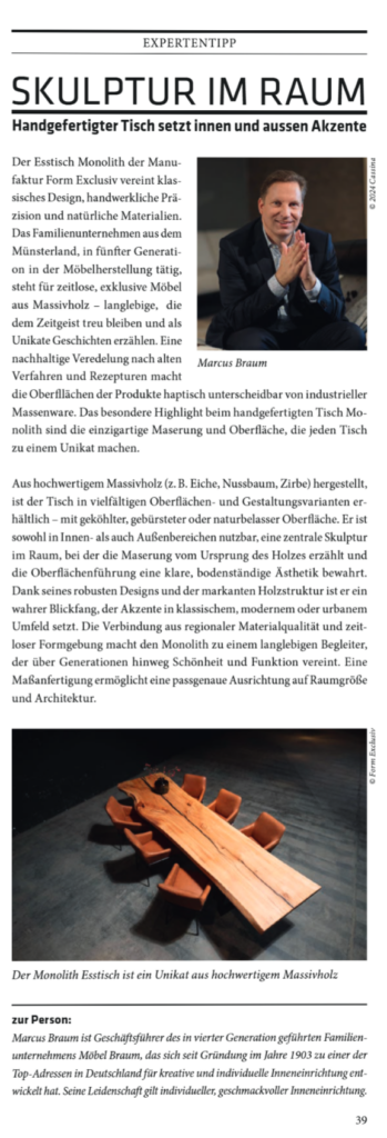 Ein moderner Form Exclusiv Esstisch Monolith mit einzigartigem Sockel steht in einem hellen, minimalistischen Esszimmer und wirkt wie eine Skulptur im Raum zwischen hellen Stühlen und neutralem Dekor.