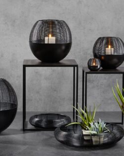 kaheku schoenes wohnen deko kerzenhalter kranz interior design black schwarz moebelbraum bad homburg design