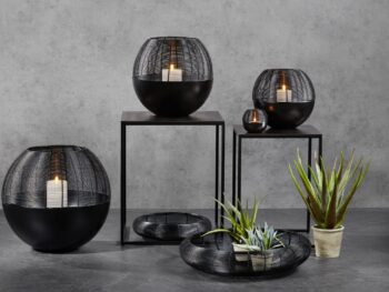 kaheku schoenes wohnen deko kerzenhalter kranz interior design black schwarz moebelbraum bad homburg design