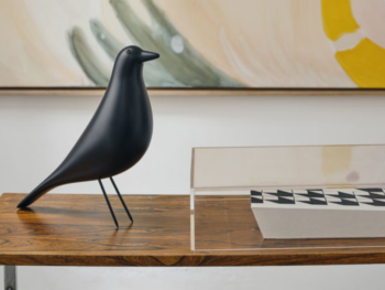 Vitra Eames House bird Erlenholz Schweiz Birfelden Basel