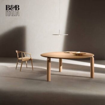B&B Italia Esstisch Isos mit Beinen aus Massivholz und Holzplatte