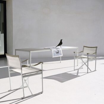 B&B Italia Outdoor Stuhl Mirto klappbar mit Mirto Tisch