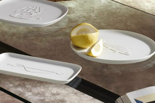 Cassina Accessoires Tabletts Chandigarh