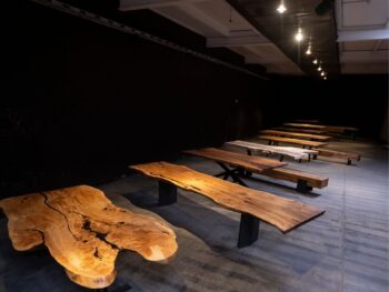 Form Exclusiv Monolith Tische Holz Showroom jeder Tisch ein Unikat