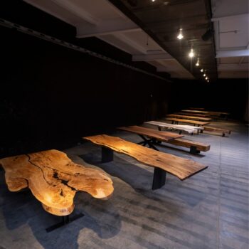 Form Exclusiv Monolith Tische Holz Showroom jeder Tisch ein Unikat