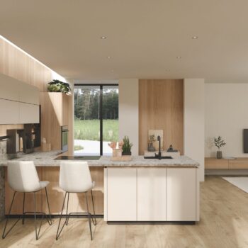 Moderne Küche pur mit Team7-Schränken aus hellem Holz, weißen Arbeitsplatten, zwei Barhockern an einer Insel, Einbaugeräten und großen Glastüren mit Blick auf einen grasbewachsenen Außenbereich.