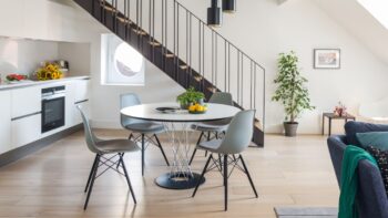 Vitra Eames Plastic Chair DSW Stuhl Designermoebel Esszimmer Wohnzimmer